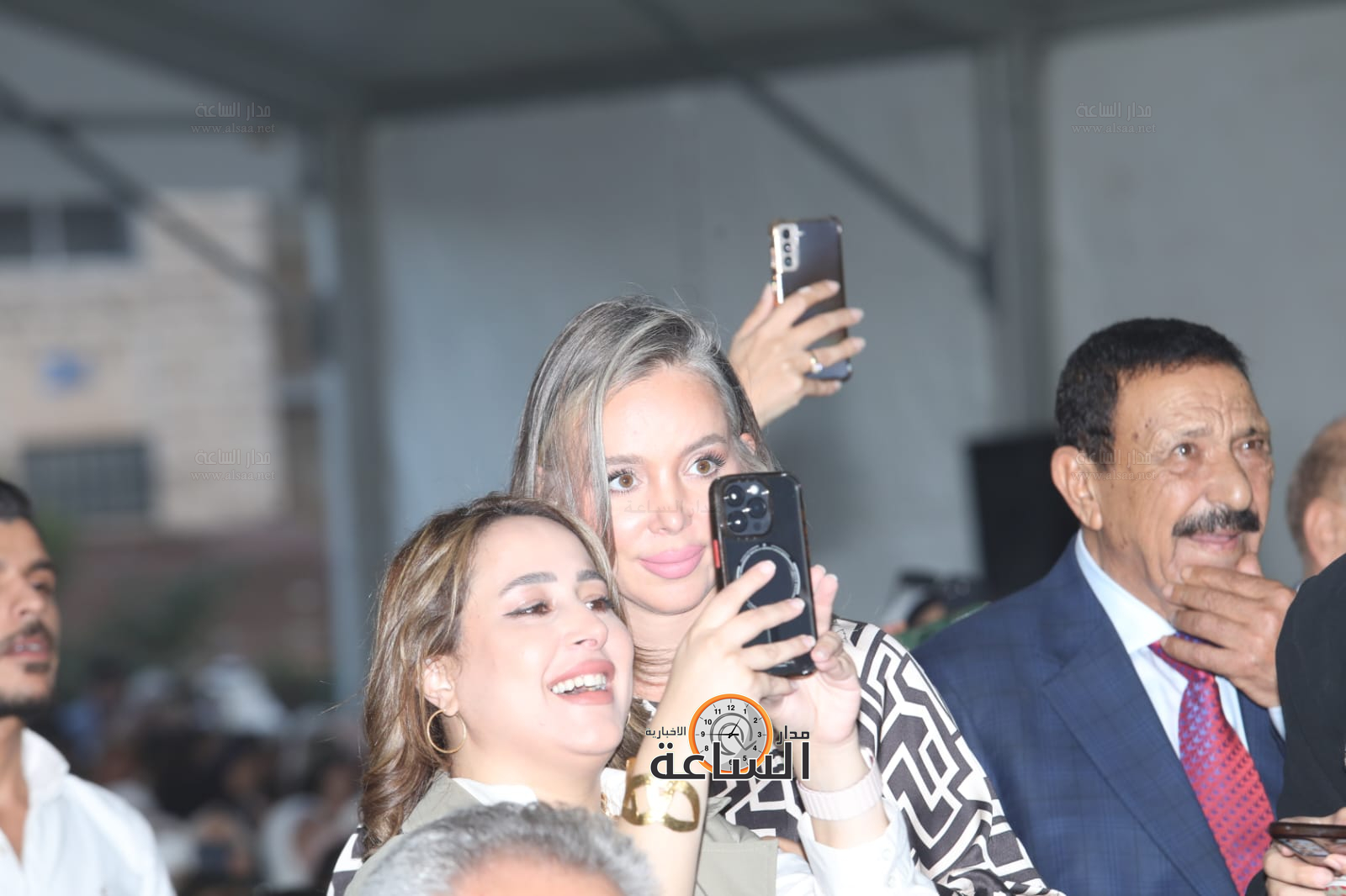 Madar Al-Saa Images 0.9503535372332015