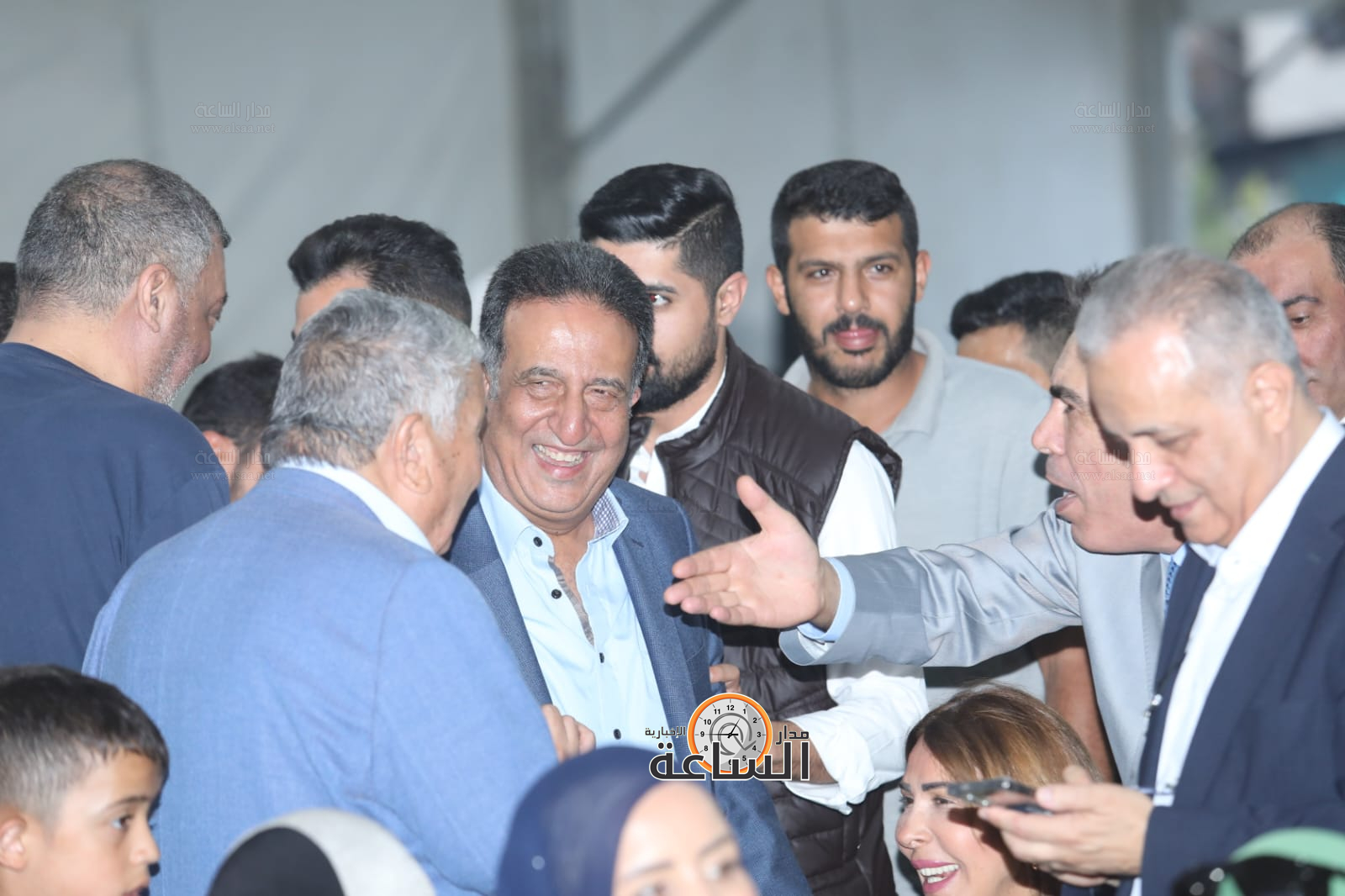 Madar Al-Saa Images 0.2343474544839037