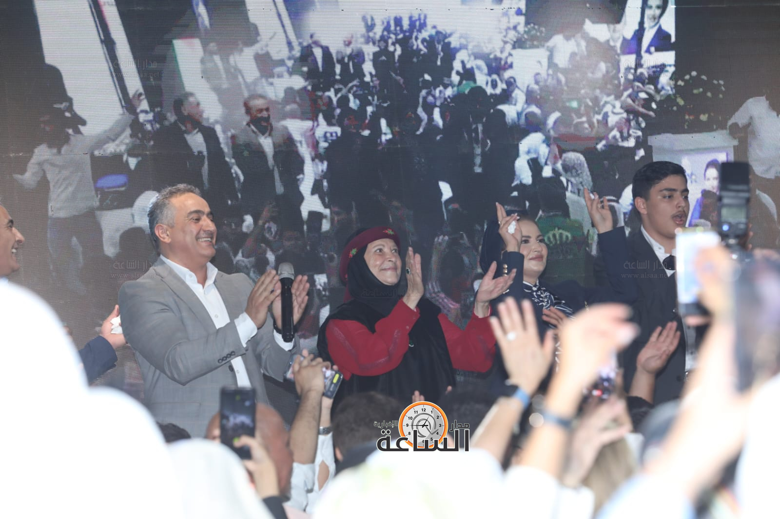 Madar Al-Saa Images 0.9717882752904348