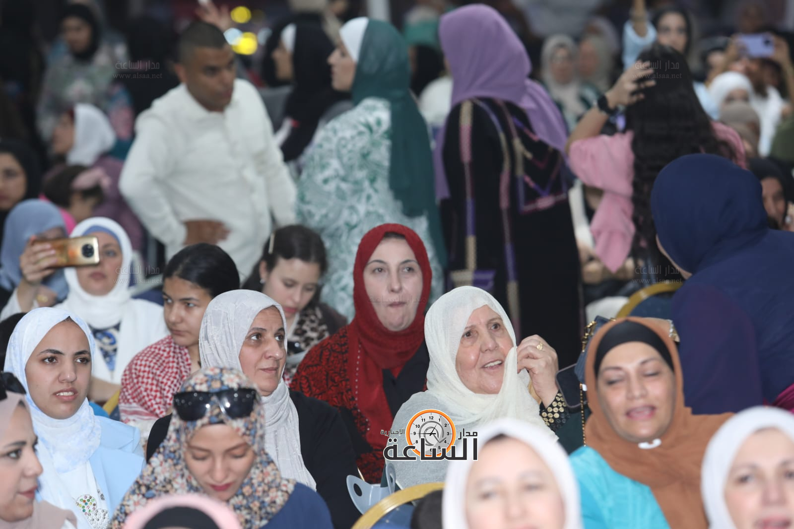 Madar Al-Saa Images 0.8935024974429802