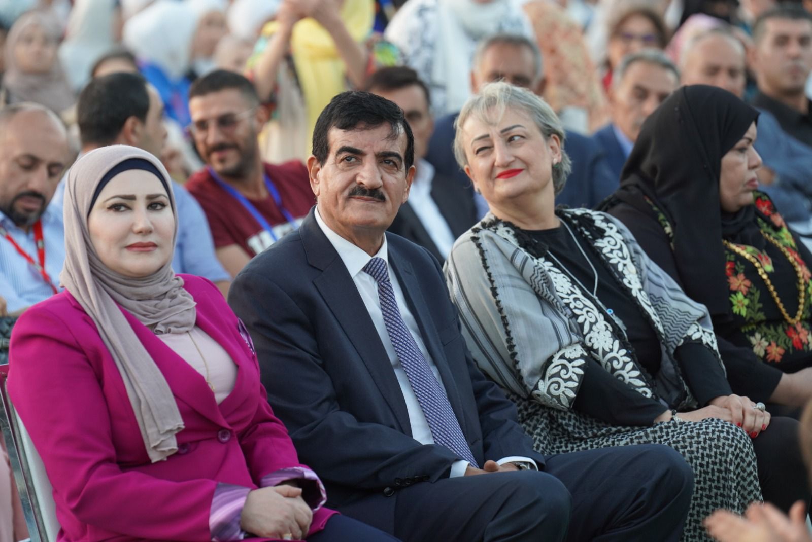 Madar Al-Saa Images 0.8217784395365975