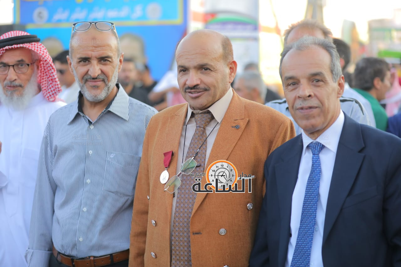 Madar Al-Saa Images 0.7460989336646273