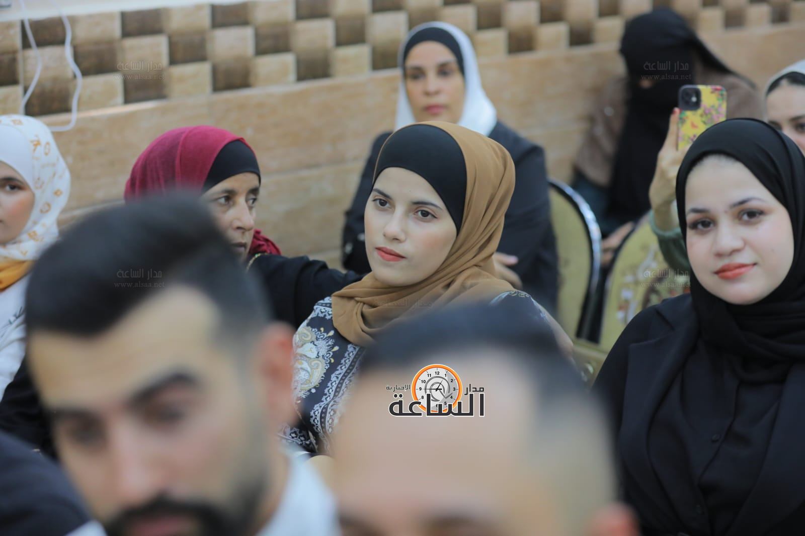 Madar Al-Saa Images 0.2632970210194321