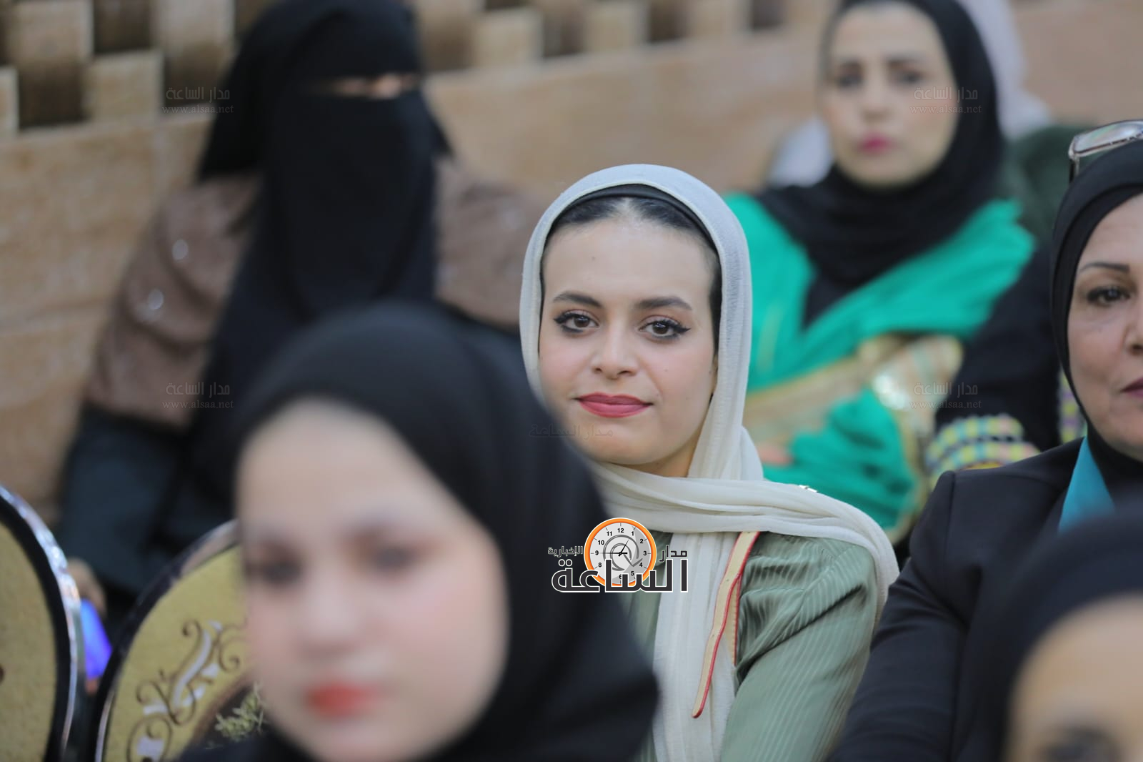 Madar Al-Saa Images 0.6911764373383256