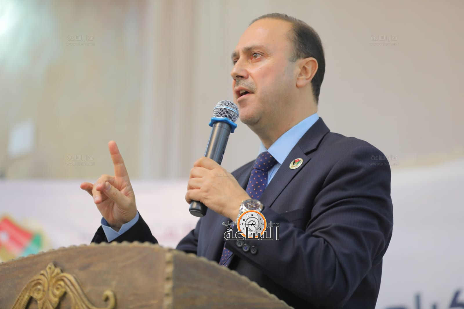 Madar Al-Saa Images 0.16416778455395642