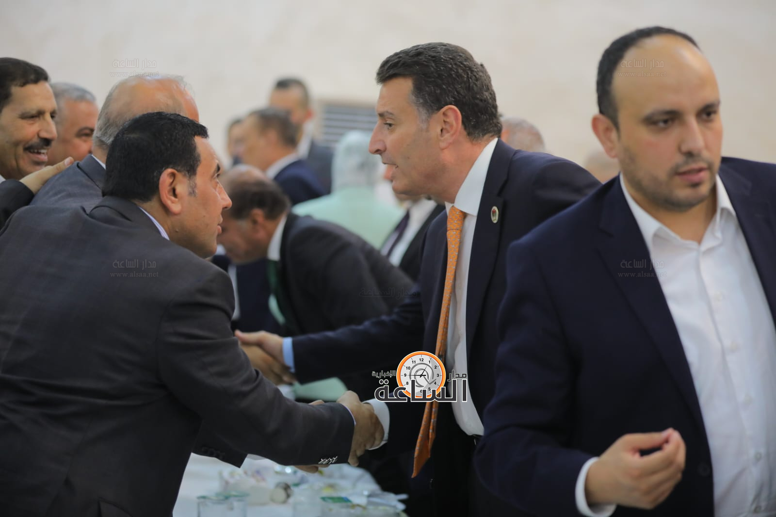 Madar Al-Saa Images 0.16117151582145772