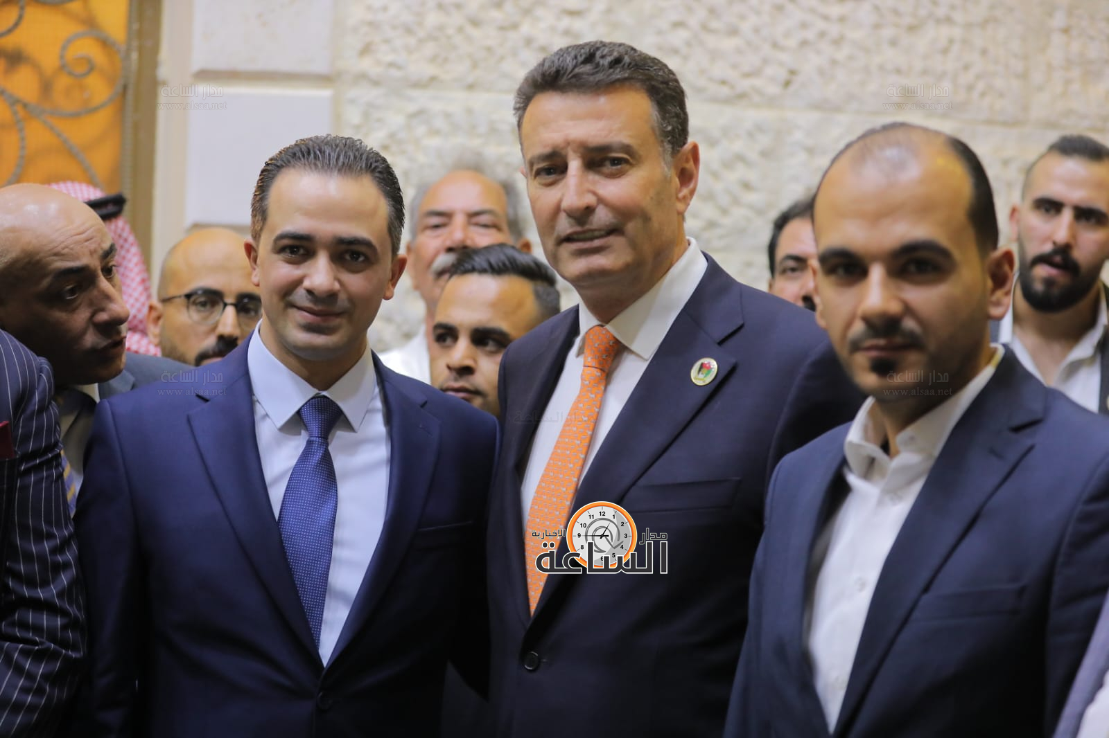 Madar Al-Saa Images 0.7148918239581068