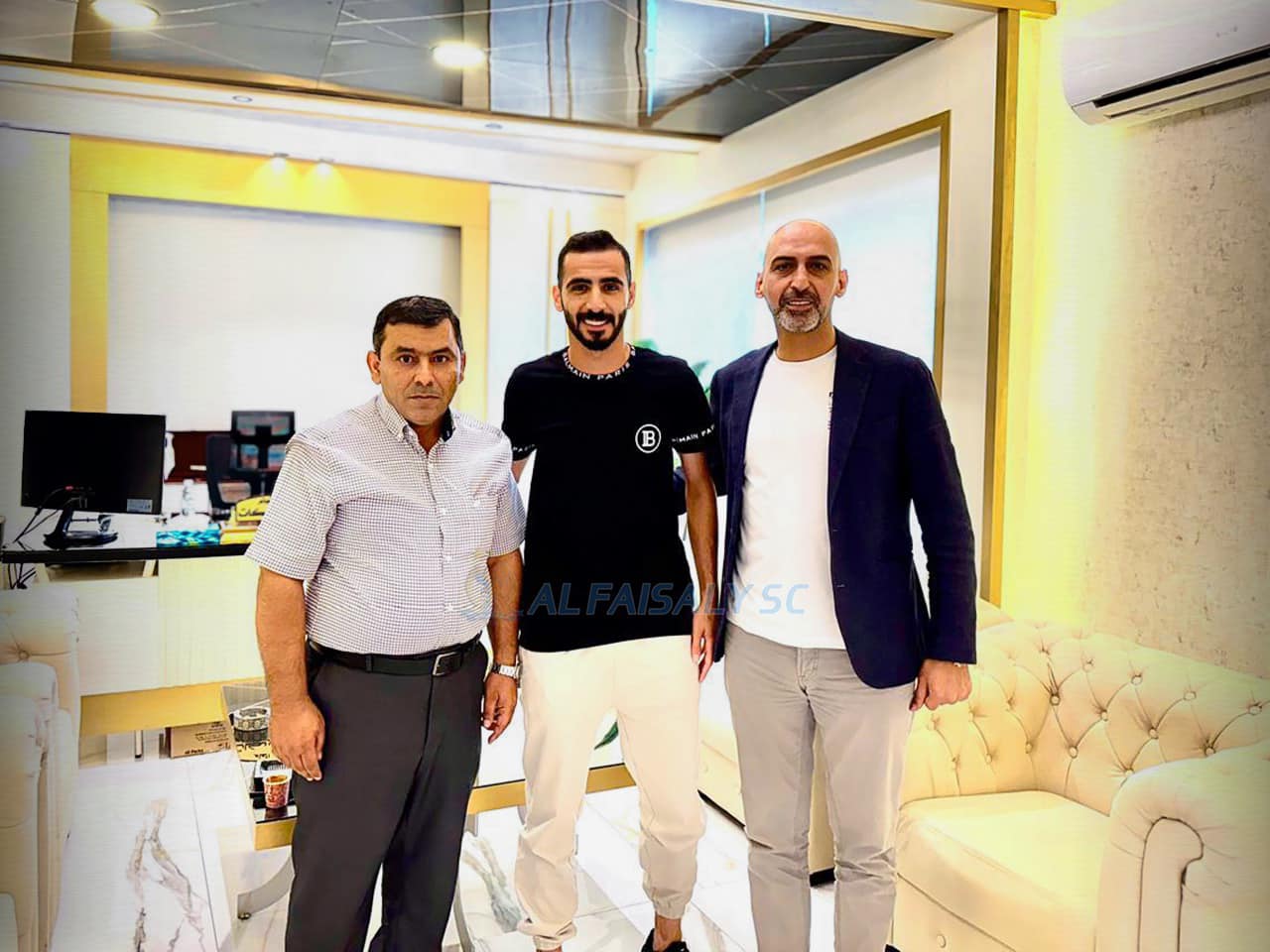 Madar Al-Saa Images 0.9730941883127