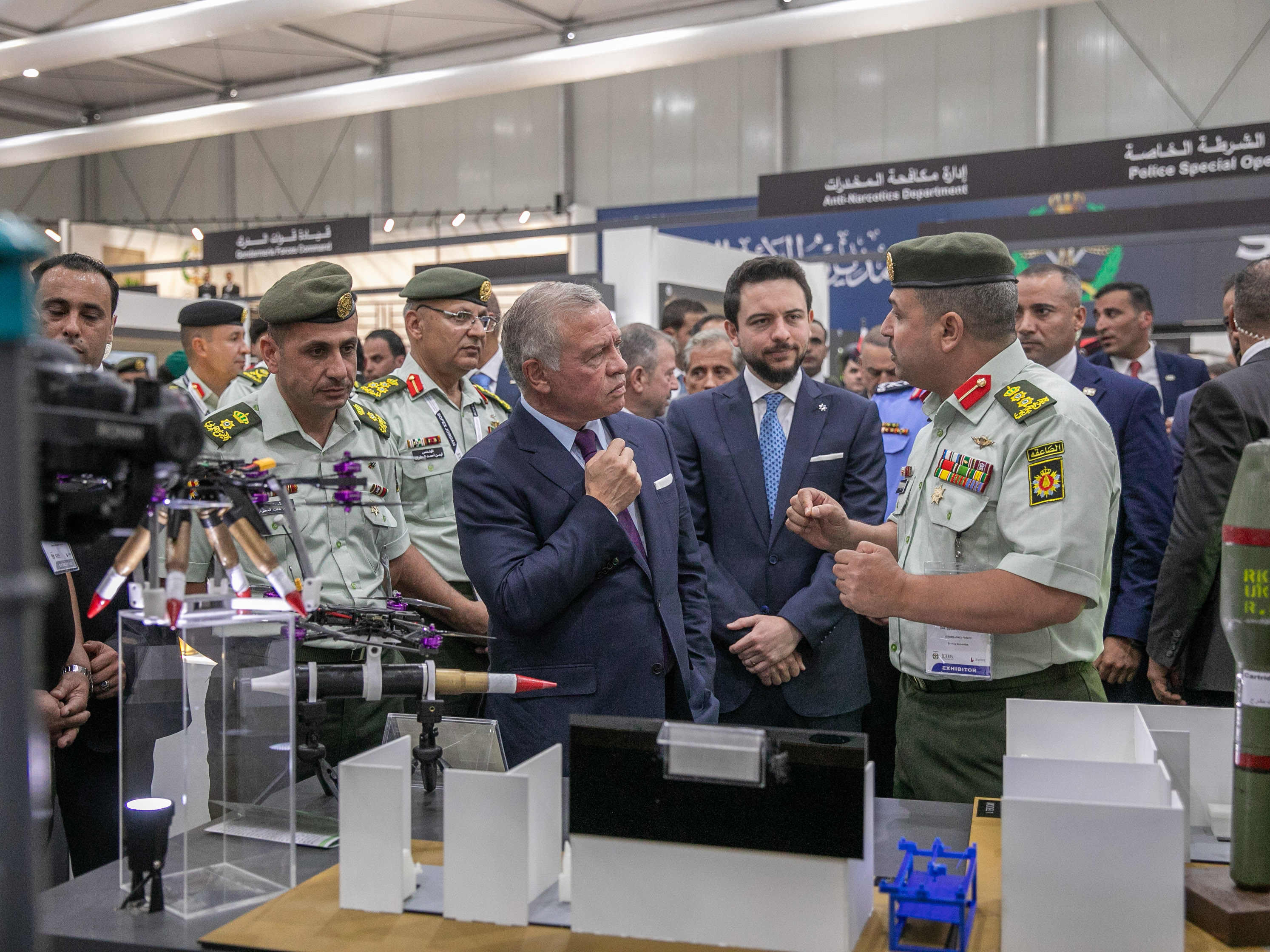 Madar Al-Saa Images 0.7687407736844165