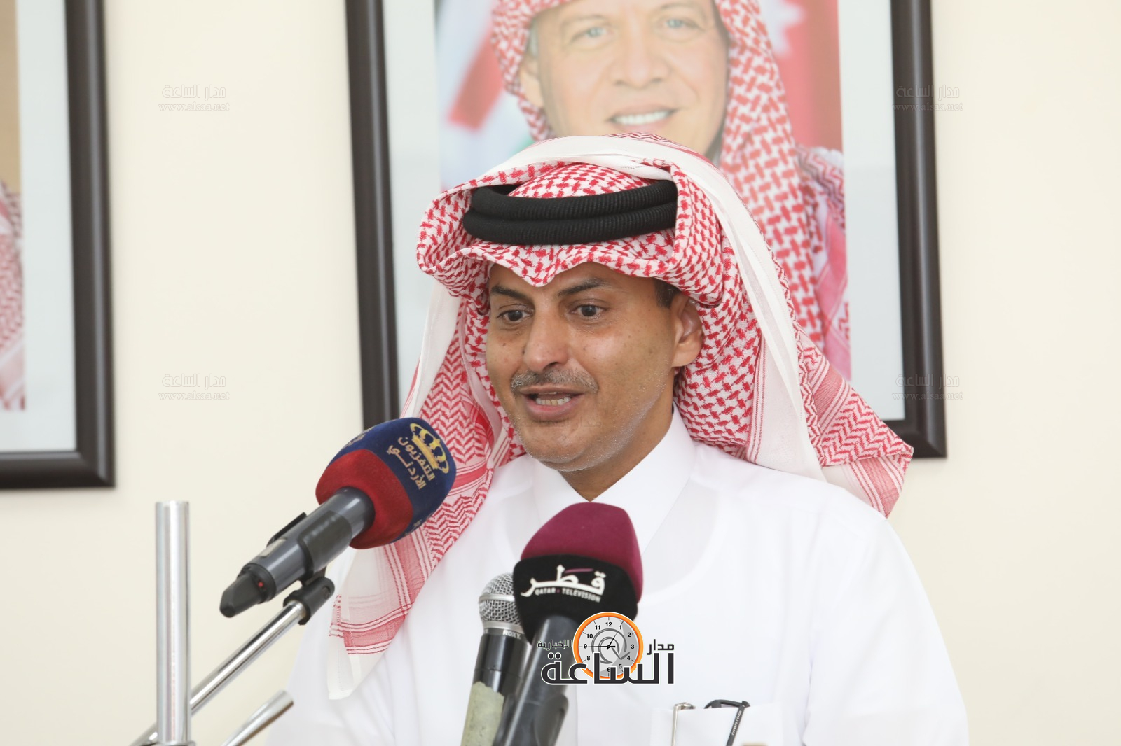 Madar Al-Saa Images 0.7980167551525943