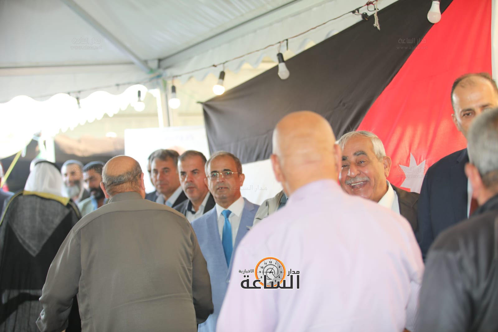 Madar Al-Saa Images 0.9104367242284117