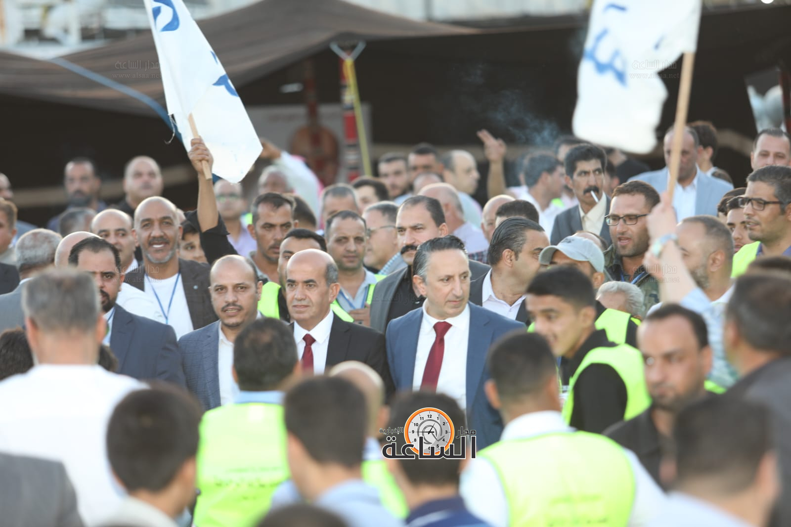 Madar Al-Saa Images 0.501910401877911