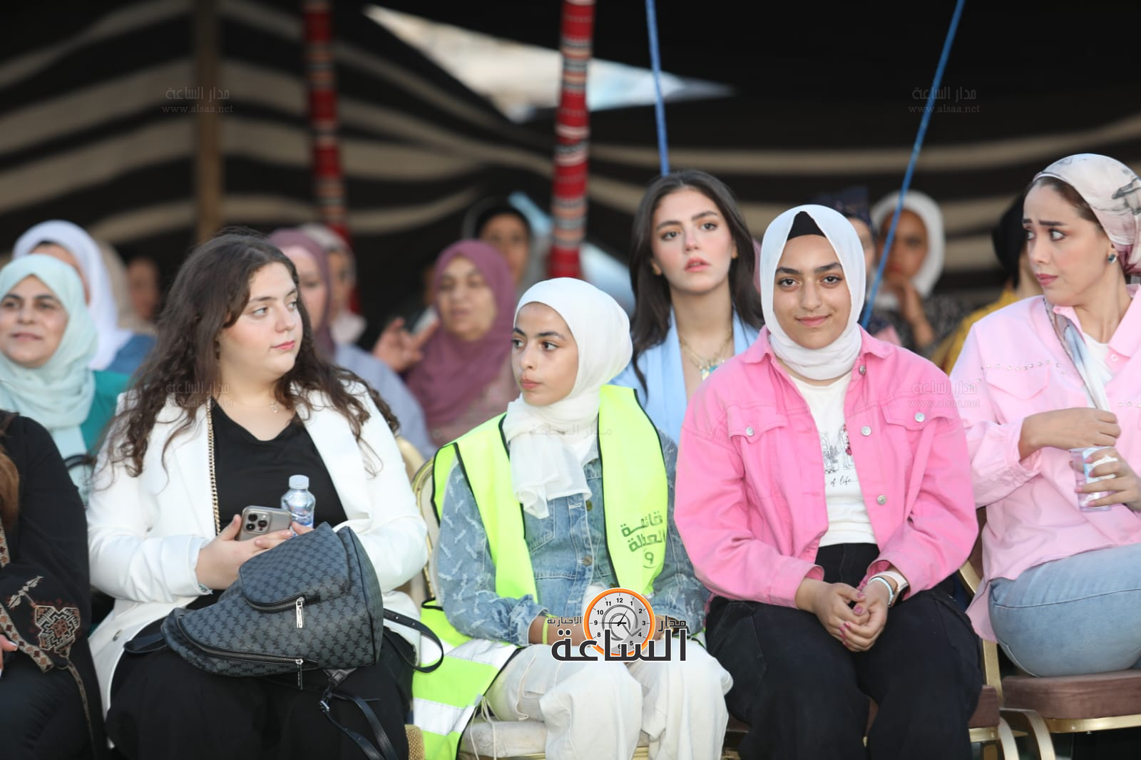 Madar Al-Saa Images 0.950964858889042