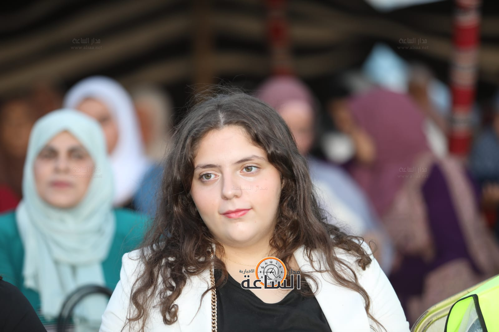 Madar Al-Saa Images 0.4799103250900991