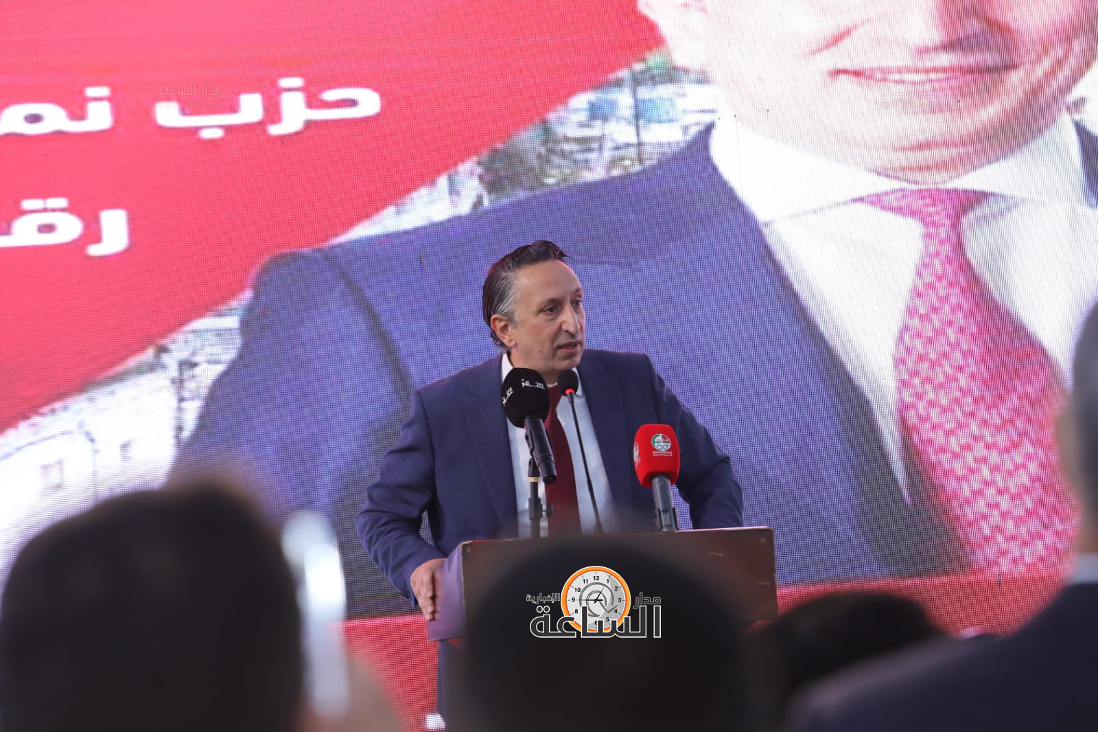 Madar Al-Saa Images 0.8589227057982323