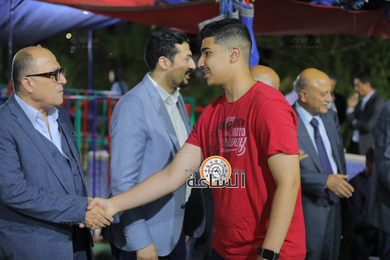 Madar Al-Saa Images 0.03860051989194435