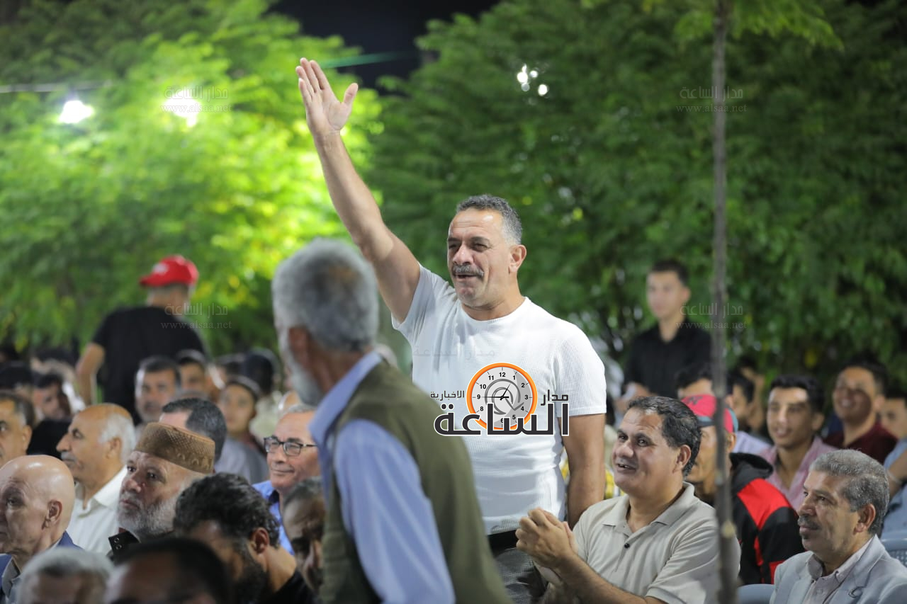 Madar Al-Saa Images 0.8001976453428457