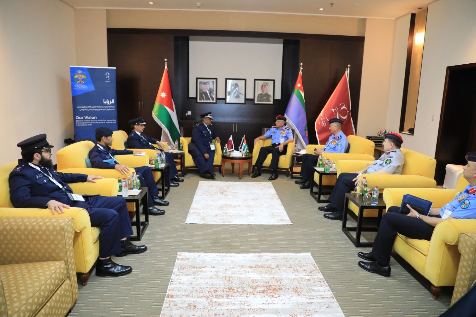 Madar Al-Saa Images 0.3190563303290652