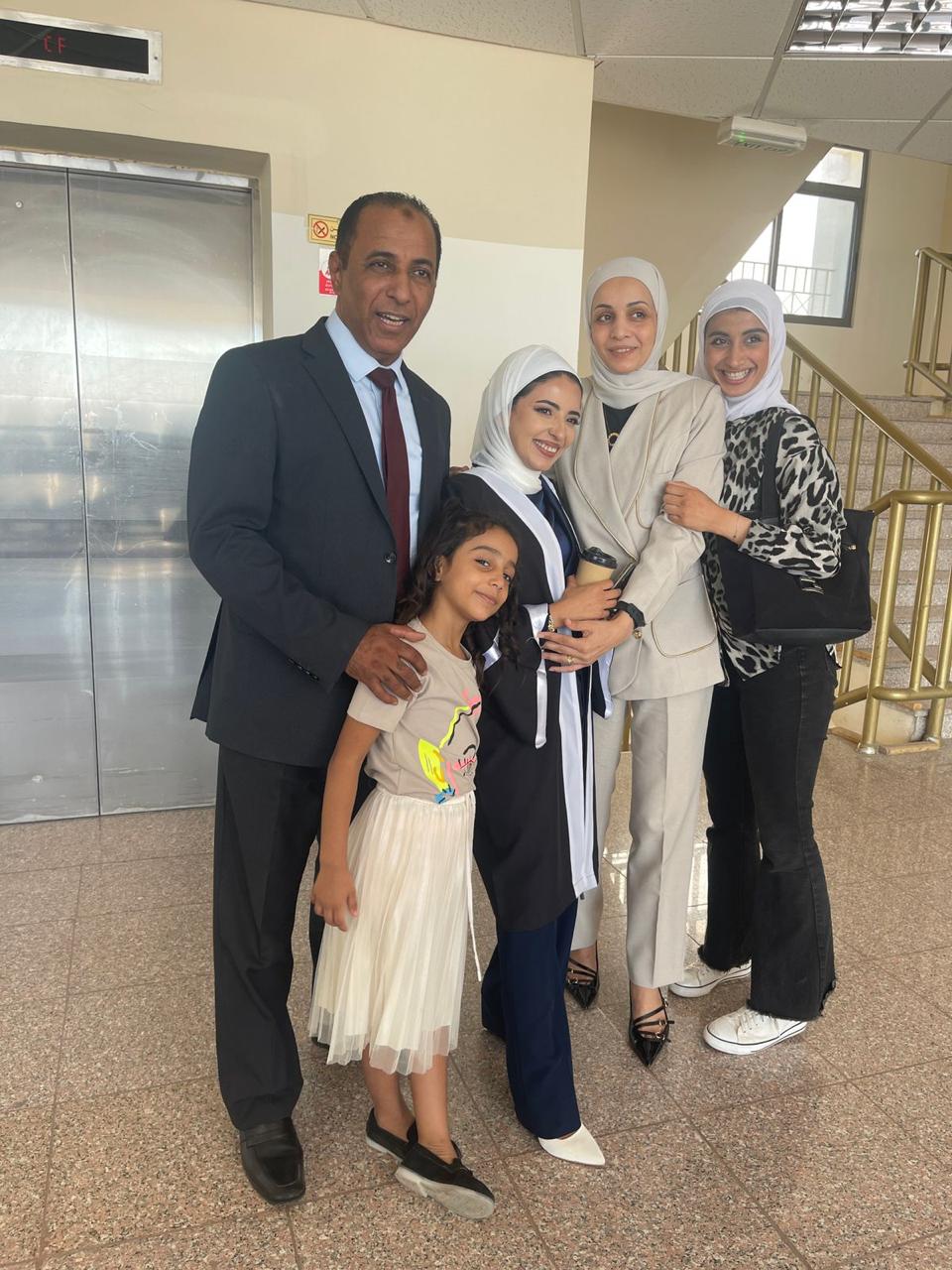 Madar Al-Saa Images 0.8253468162888293