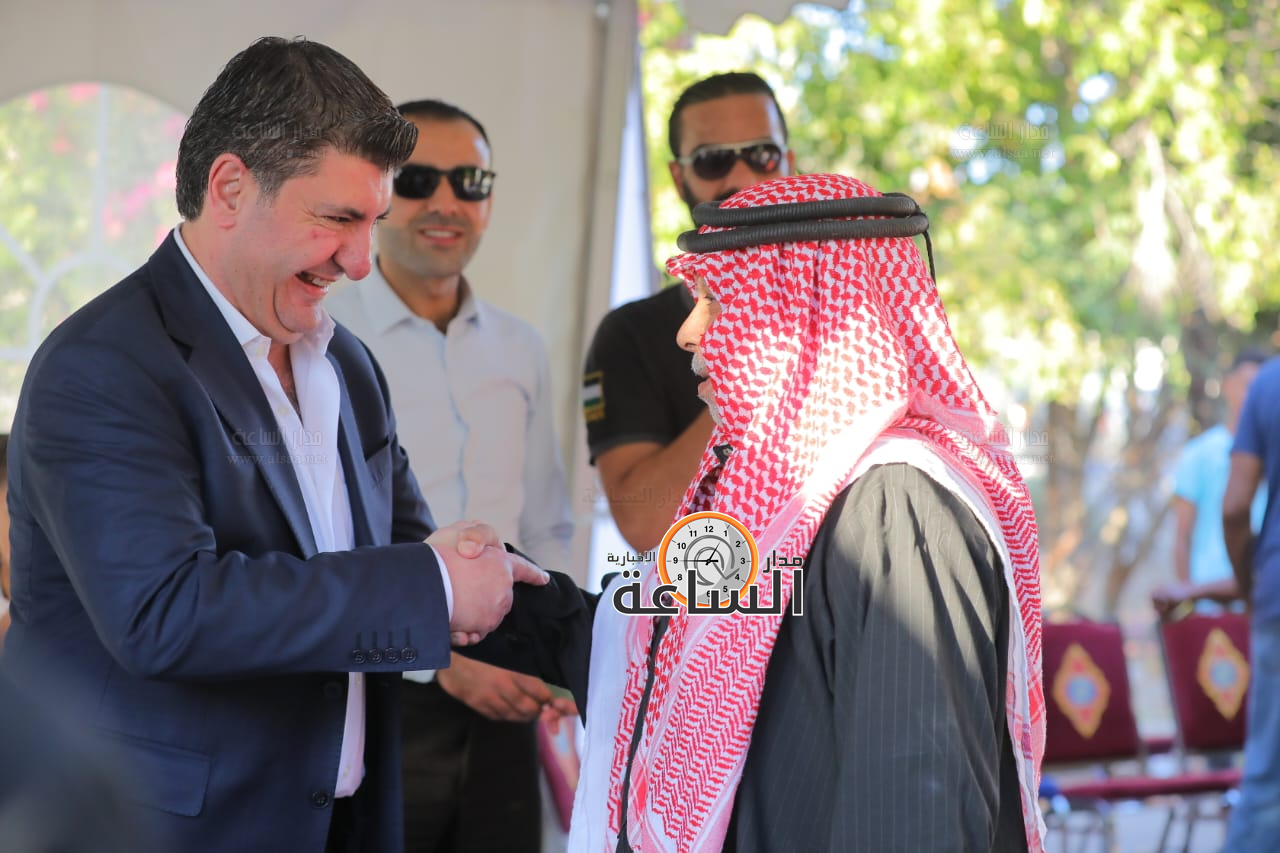 Madar Al-Saa Images 0.890467609071971