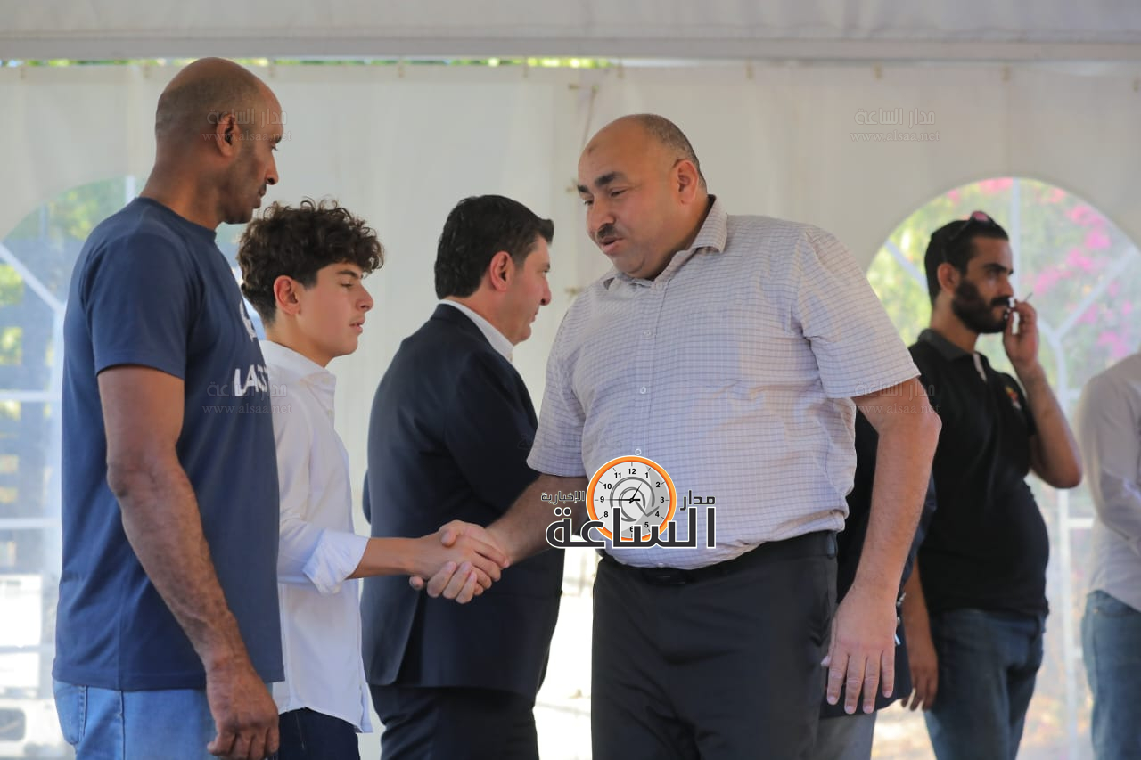 Madar Al-Saa Images 0.04235665348783546