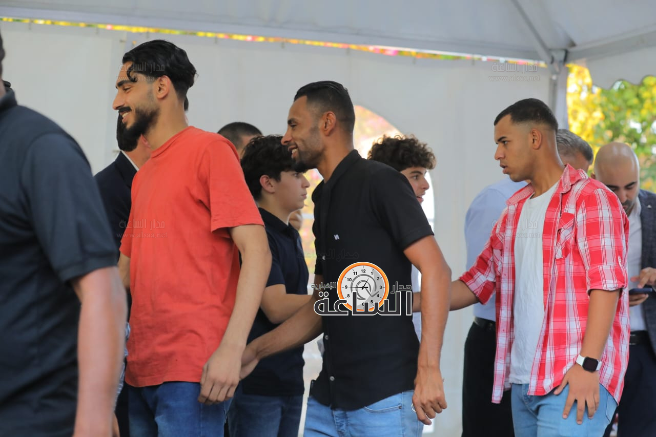 Madar Al-Saa Images 0.45049364878173503