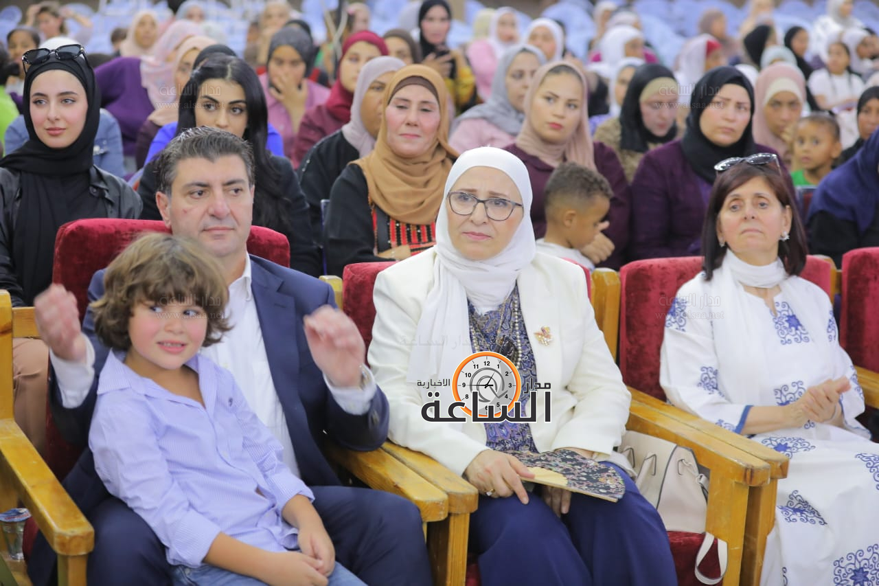 Madar Al-Saa Images 0.2366403751176962