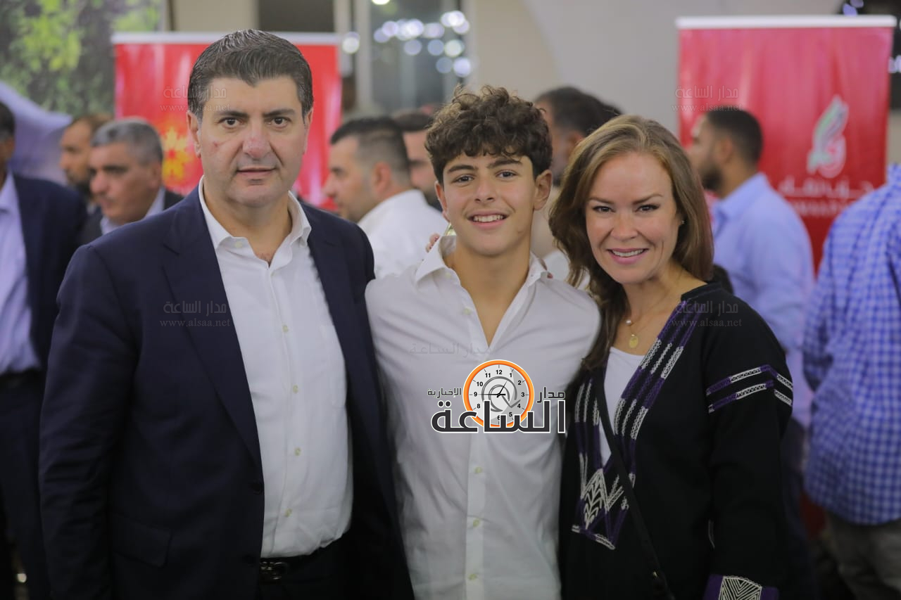 Madar Al-Saa Images 0.4978130894982271