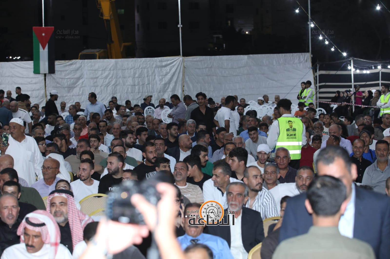 Madar Al-Saa Images 0.6731614793637801