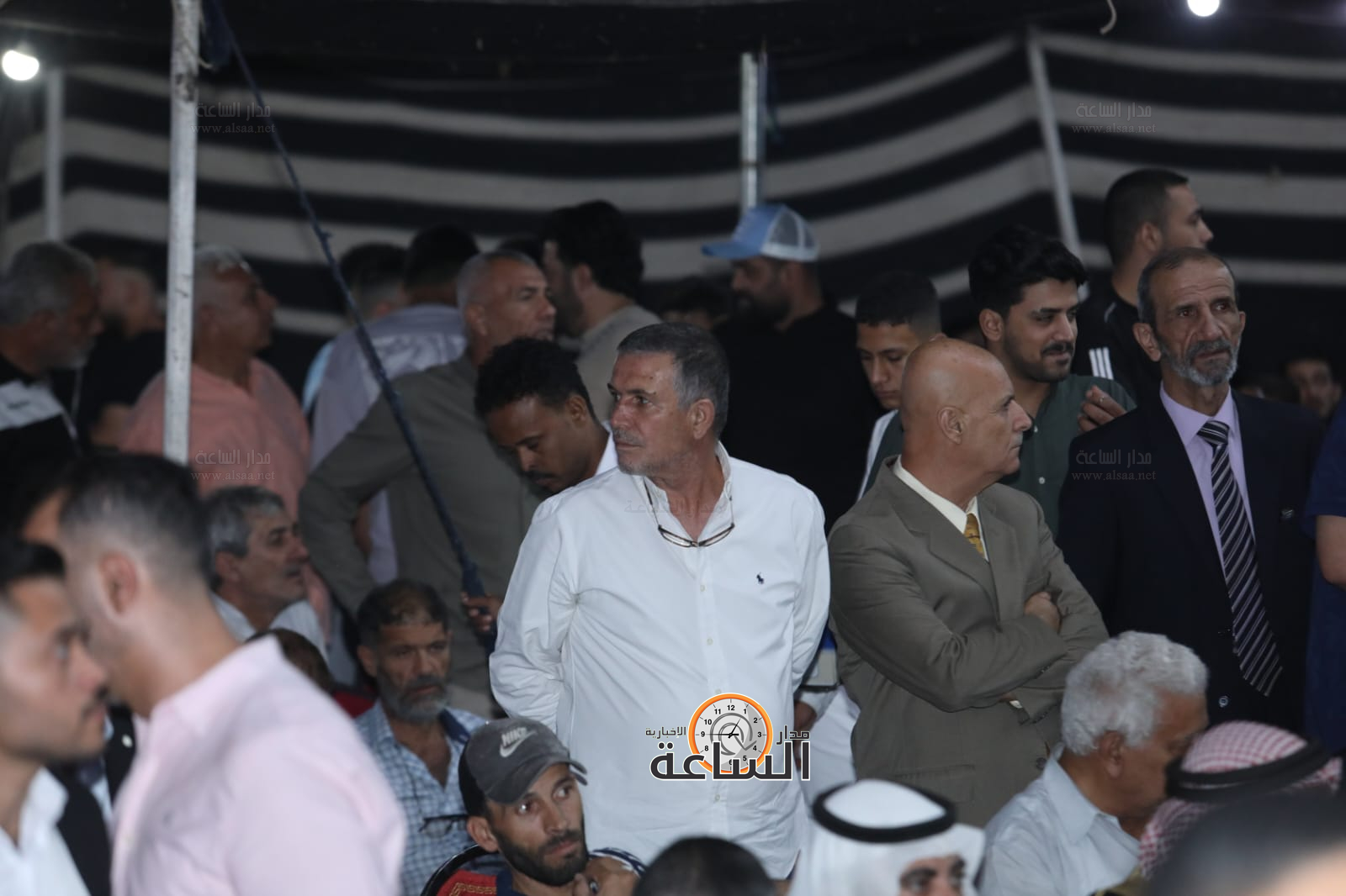 Madar Al-Saa Images 0.012655749854235676