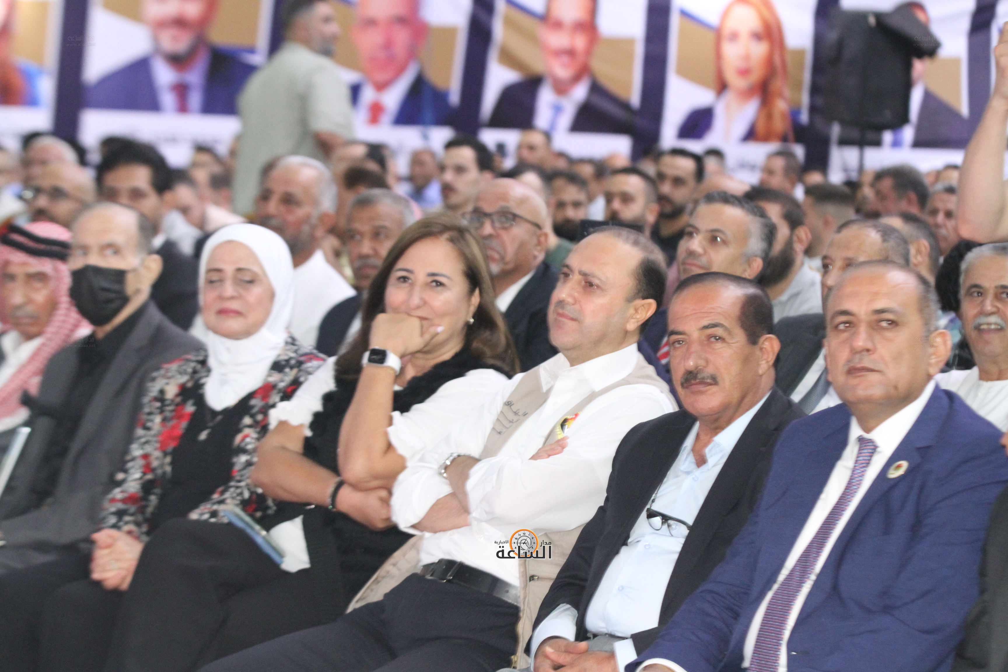 Madar Al-Saa Images 0.08545602832608656