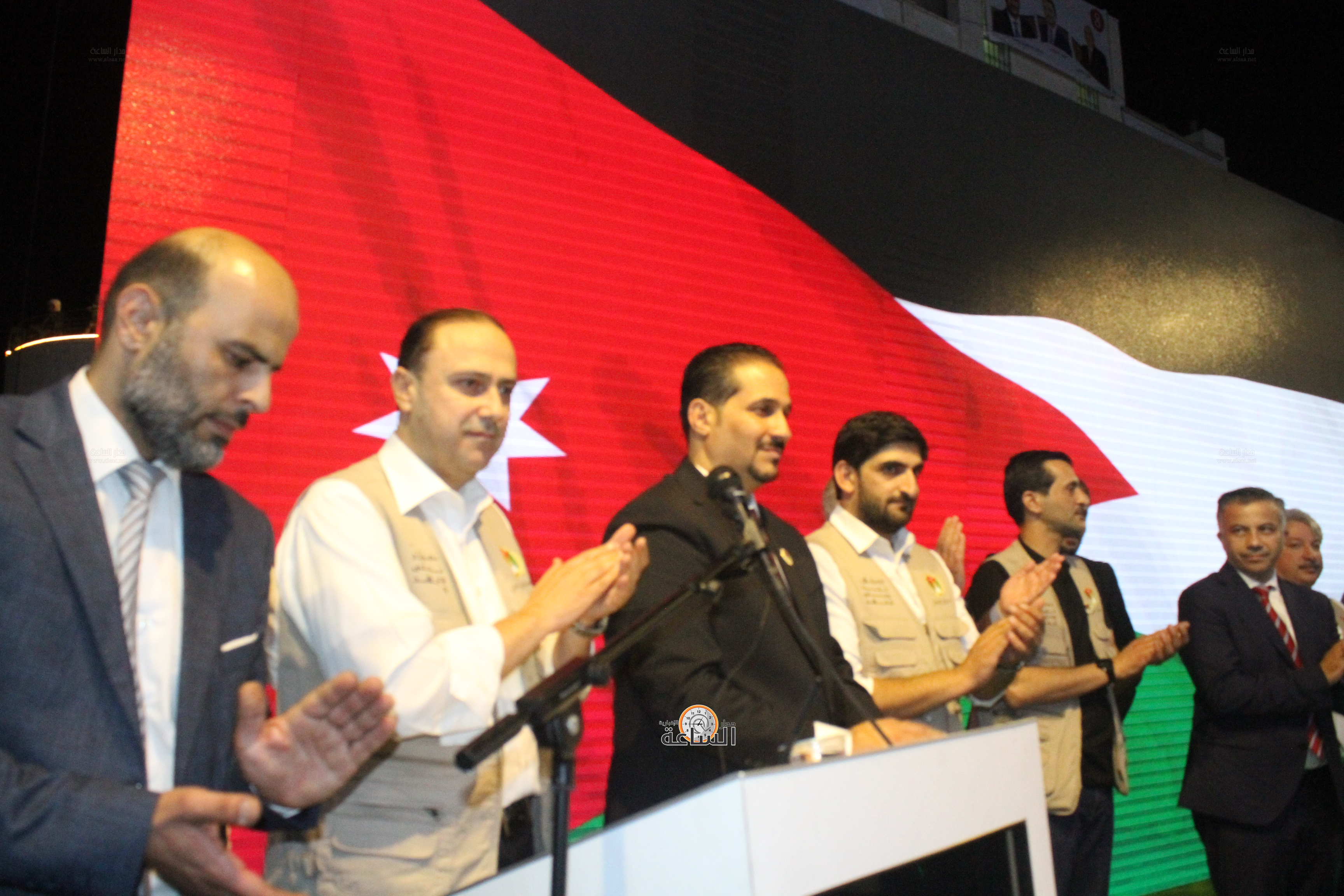 Madar Al-Saa Images 0.10266229554747475