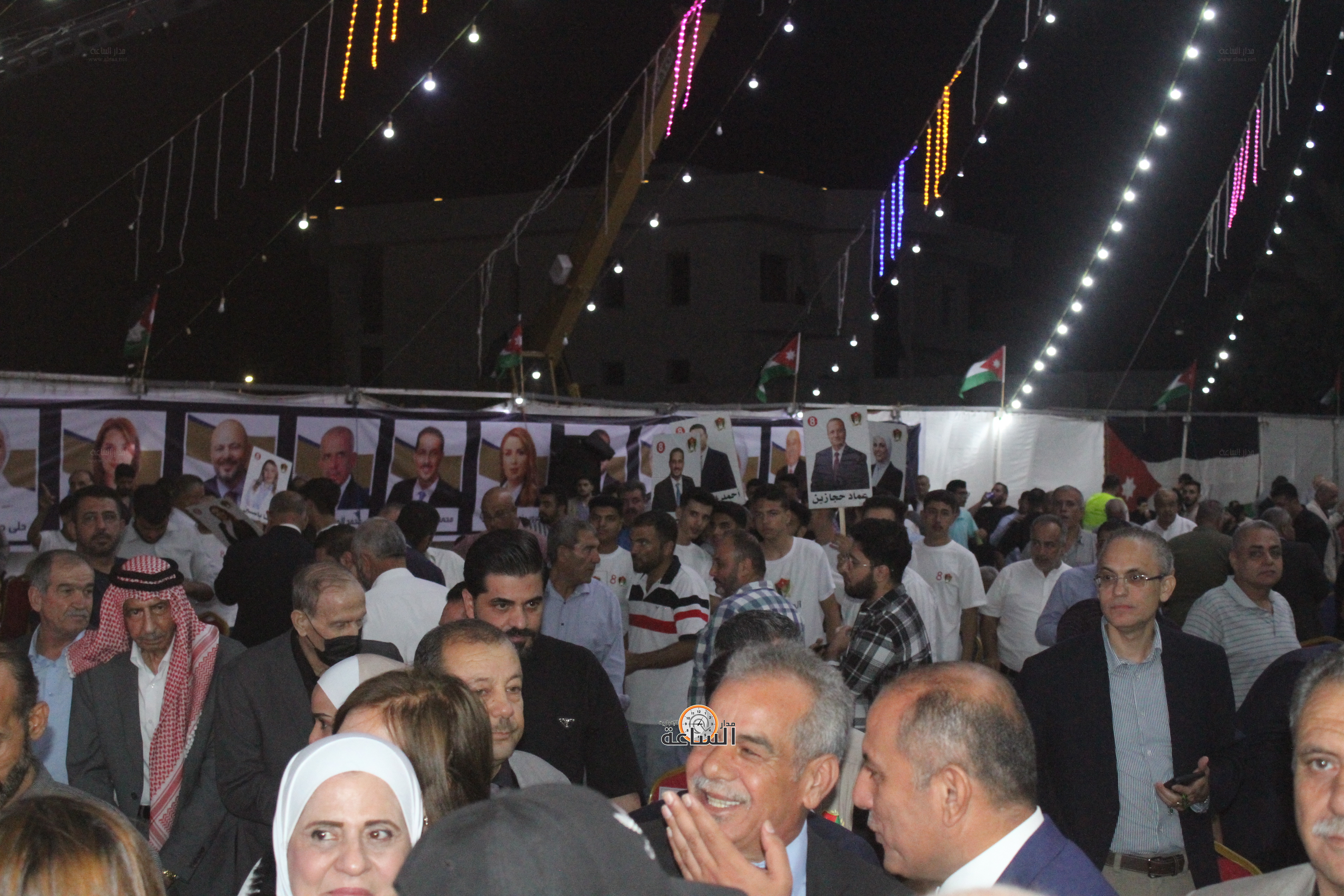 Madar Al-Saa Images 0.9818031661903588