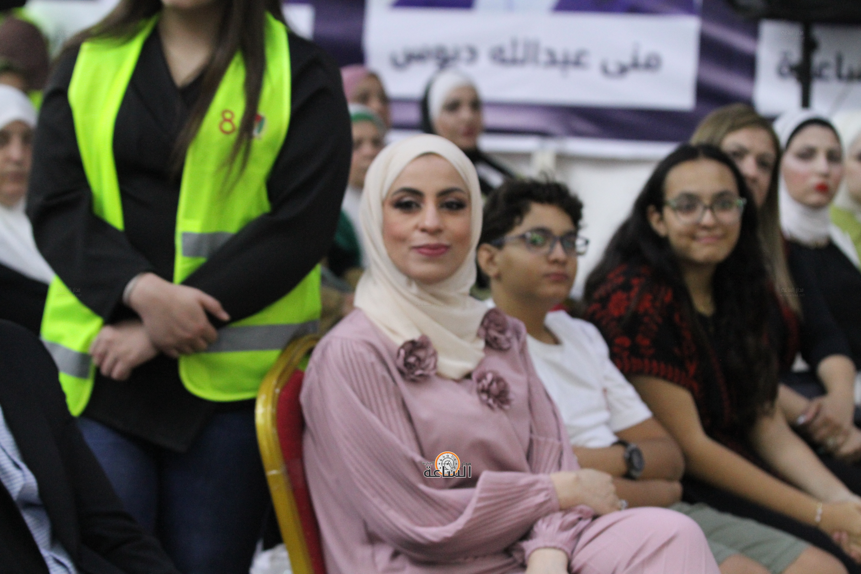 Madar Al-Saa Images 0.5067045569467468