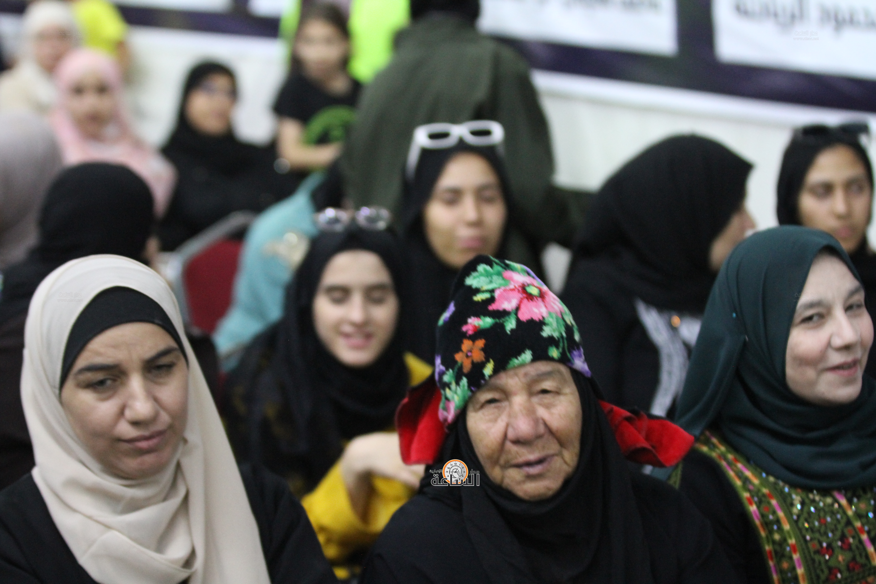 Madar Al-Saa Images 0.8657393705856431