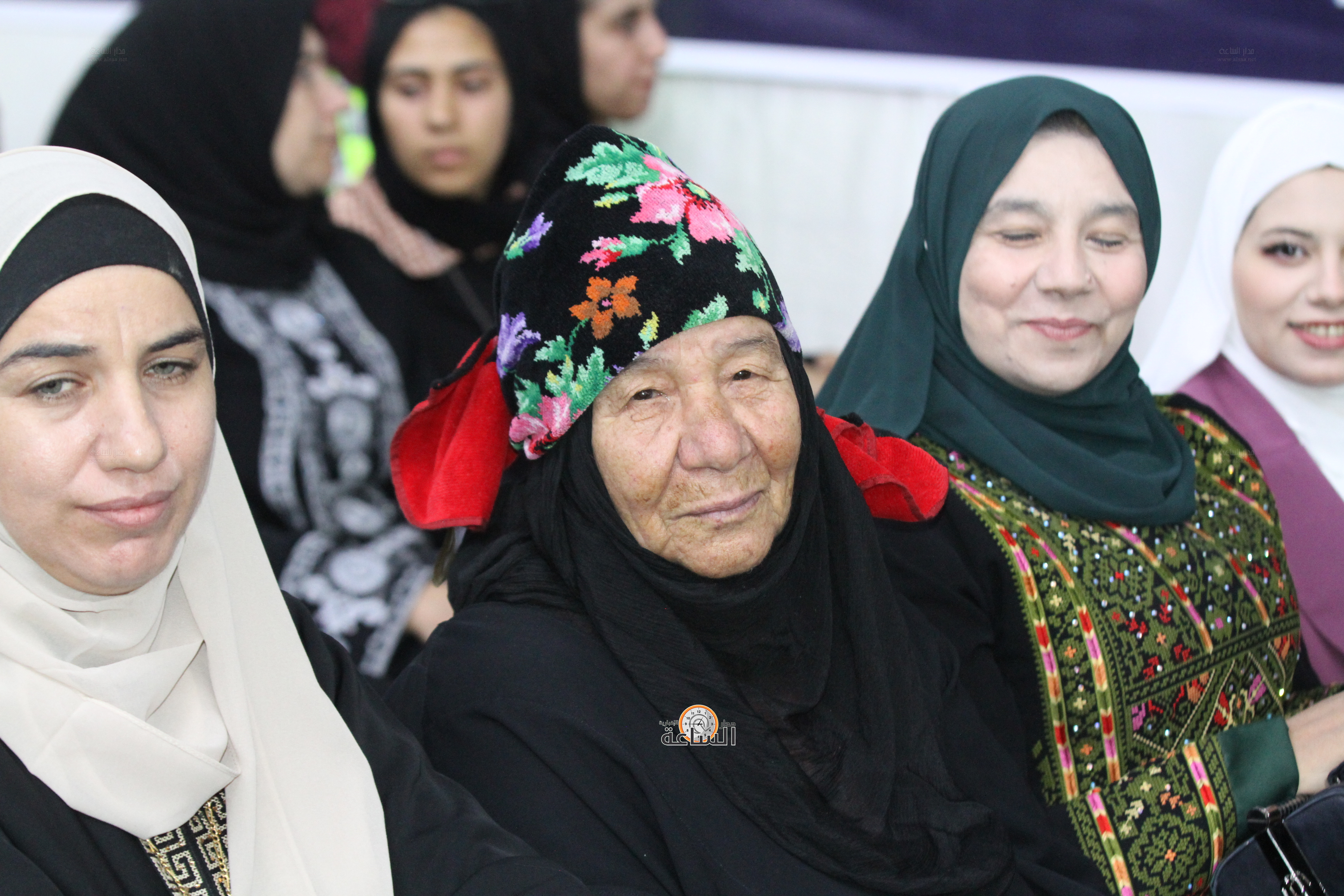 Madar Al-Saa Images 0.3862781001998976