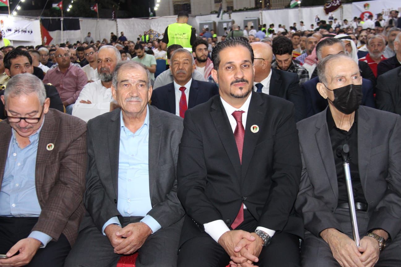 Madar Al-Saa Images 0.7740685786623656