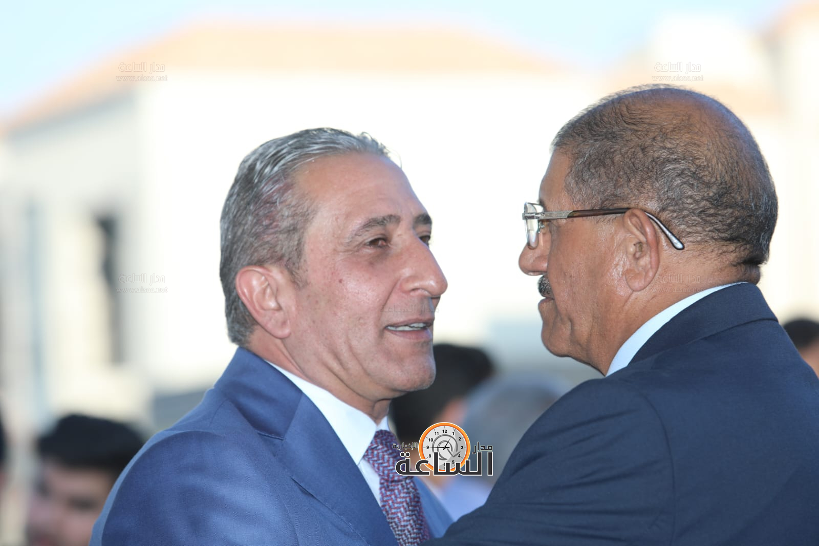 Madar Al-Saa Images 0.9583325180850641