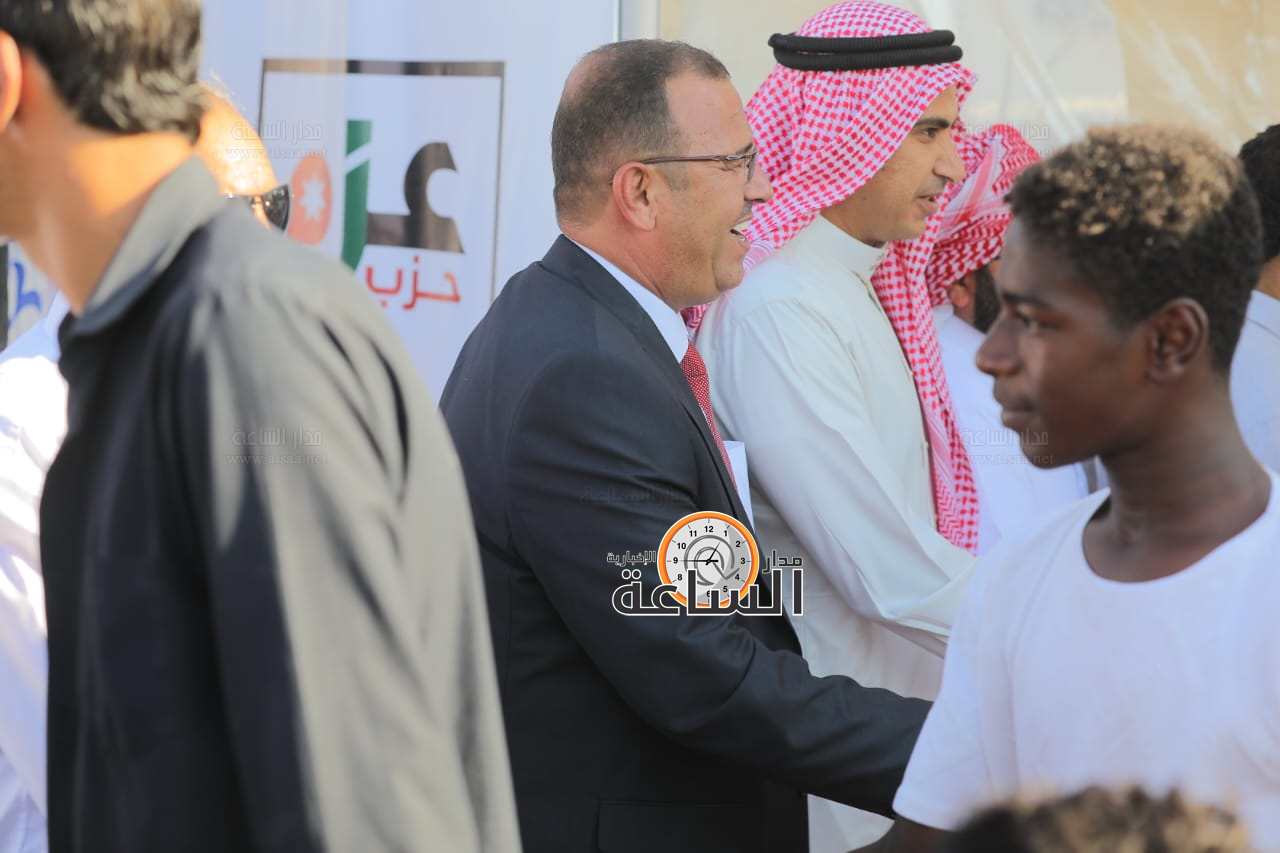 Madar Al-Saa Images 0.10360966134977745