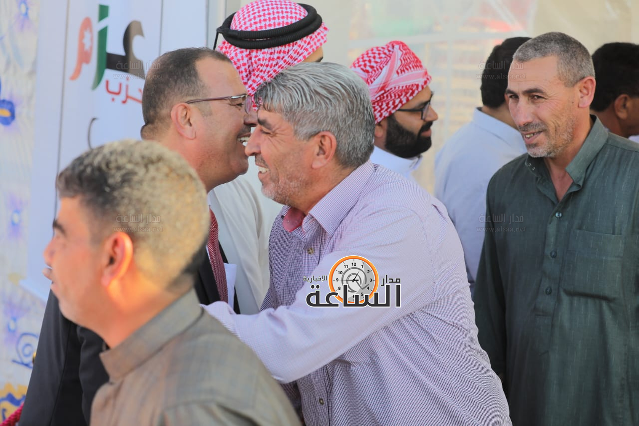 Madar Al-Saa Images 0.08169725219110191