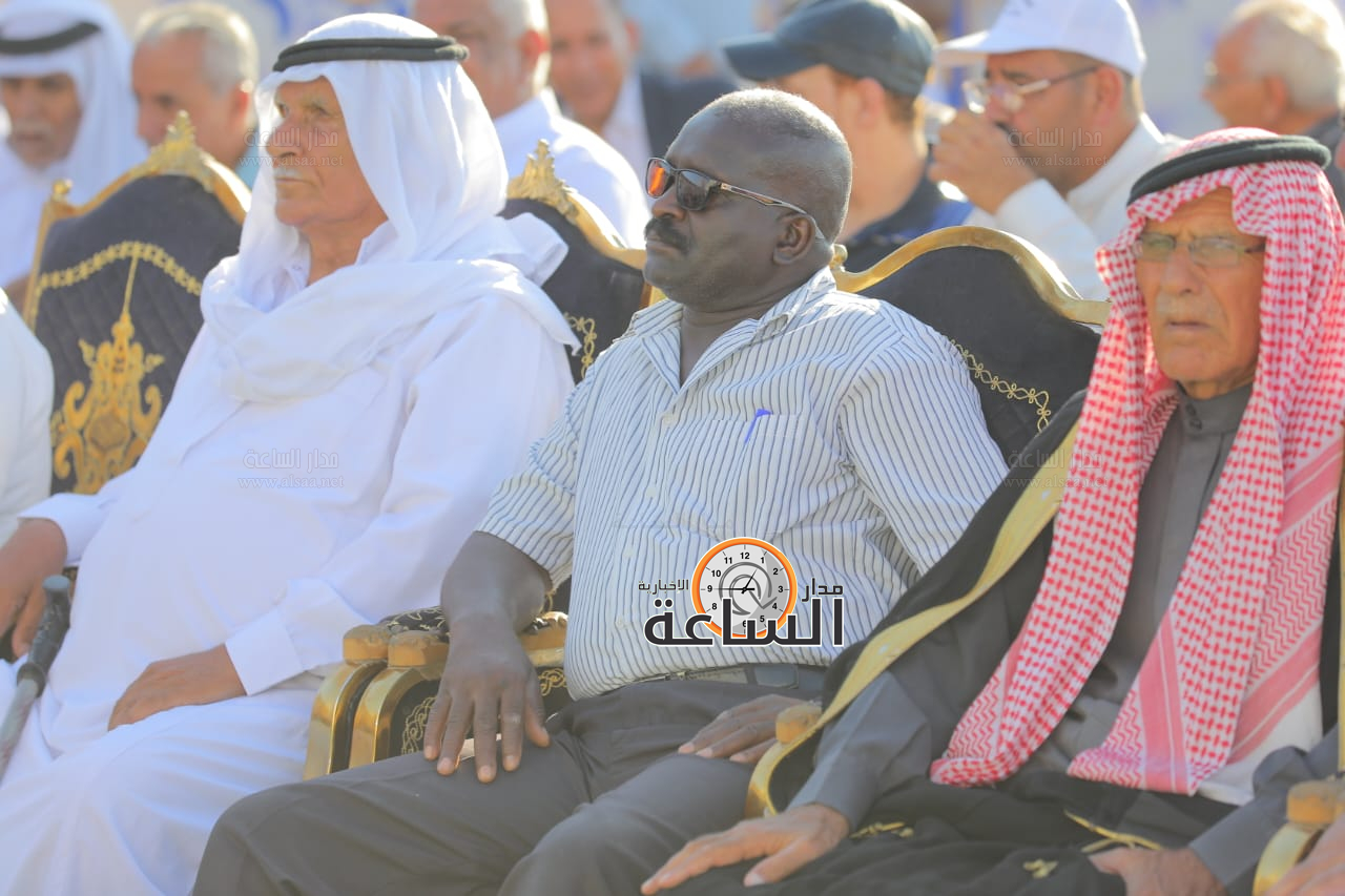 Madar Al-Saa Images 0.40750606176673987