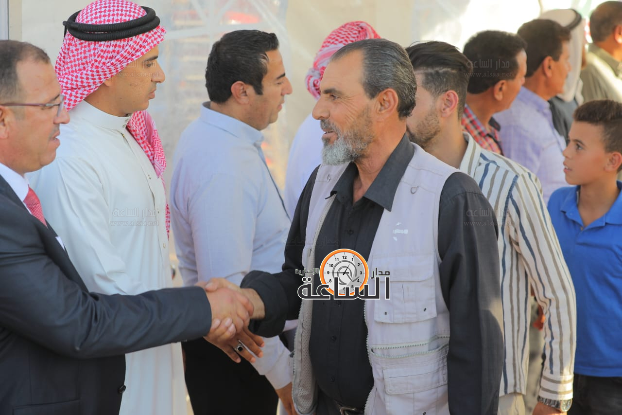 Madar Al-Saa Images 0.5353692903745921