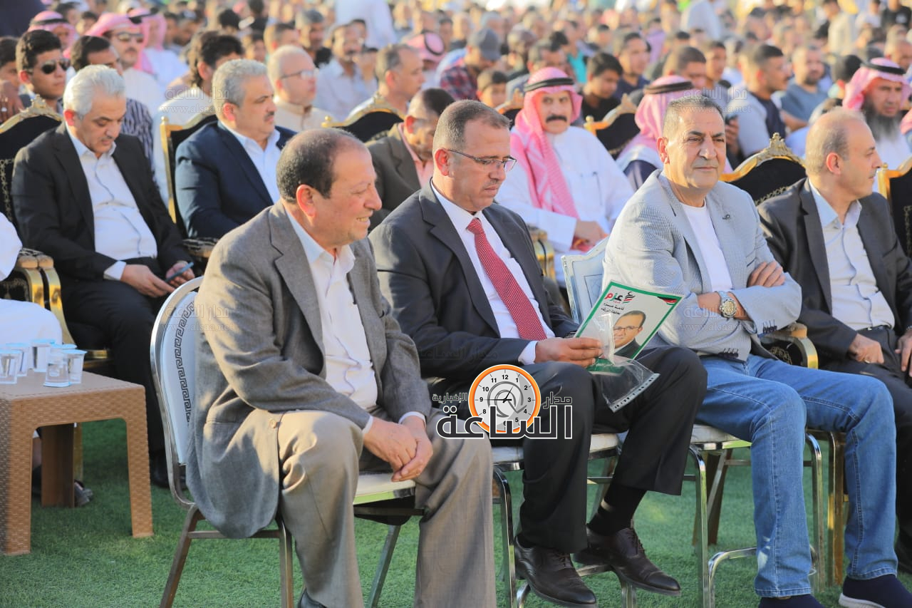 Madar Al-Saa Images 0.5876000622675537