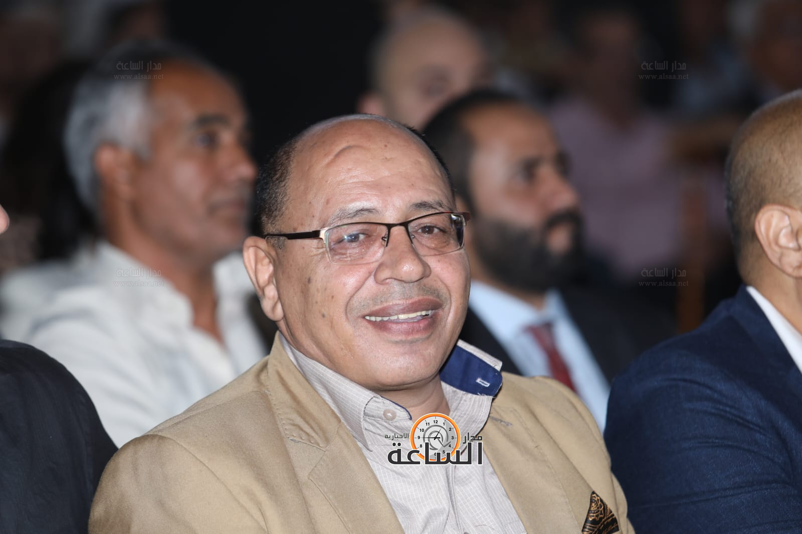 Madar Al-Saa Images 0.8167991962250758