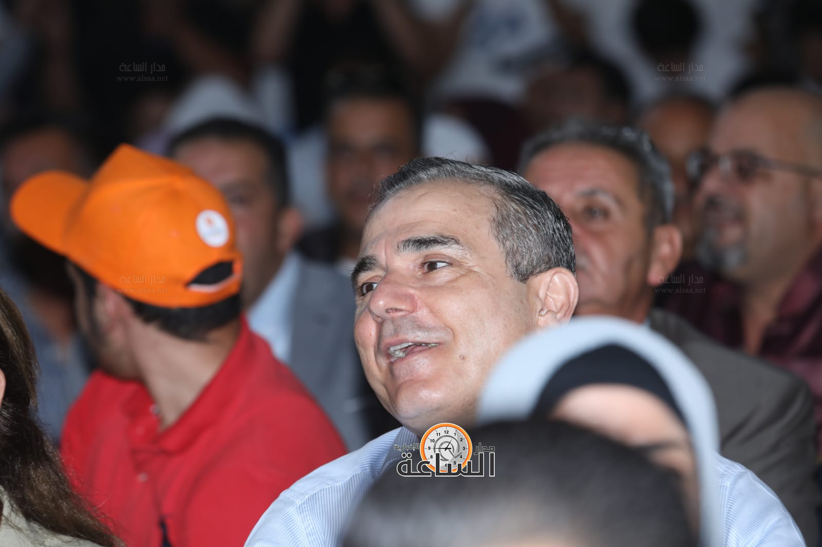 Madar Al-Saa Images 0.5824652832731543