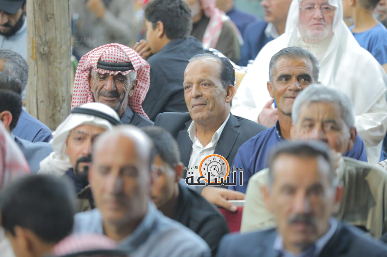 Madar Al-Saa Images 0.5614835419028397