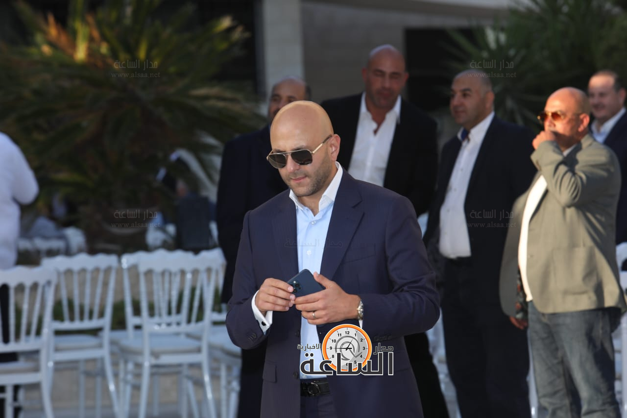 Madar Al-Saa Images 0.9516676152476826