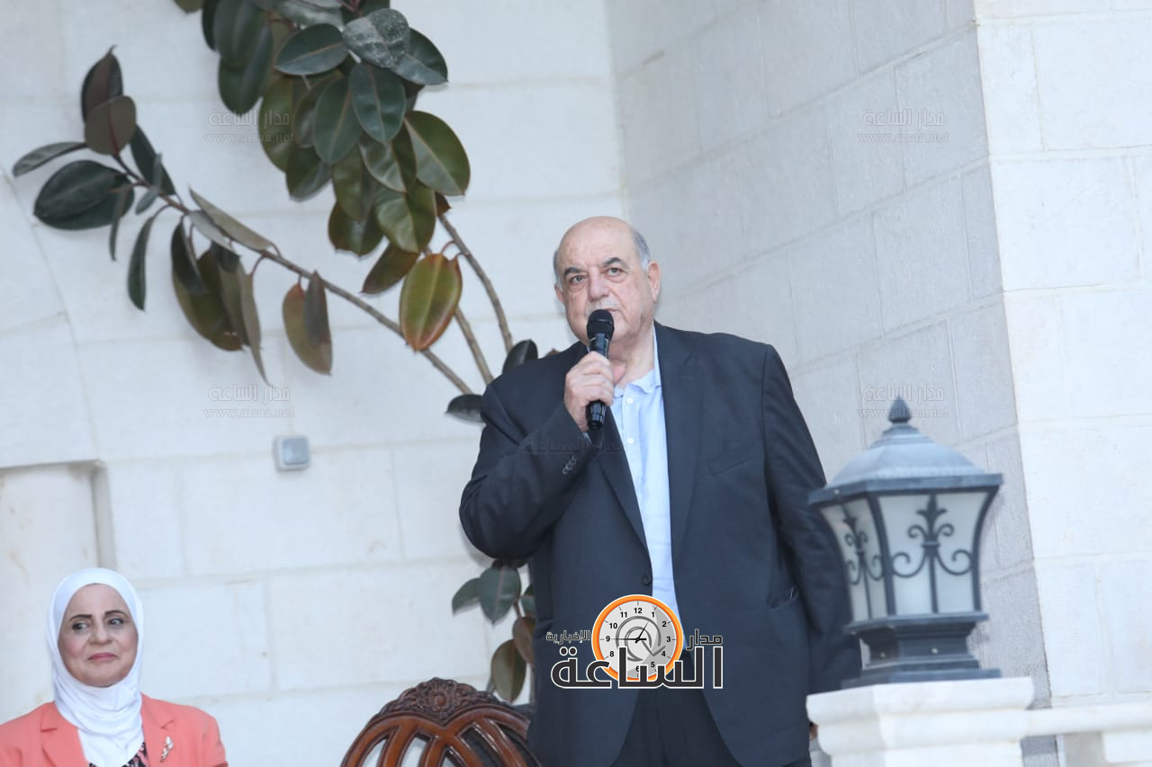 Madar Al-Saa Images 0.3322265637746378