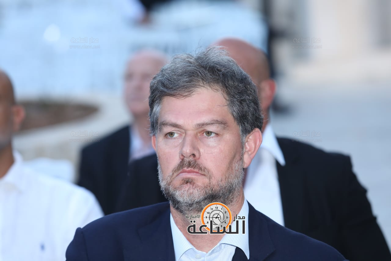 Madar Al-Saa Images 0.8510868299648038