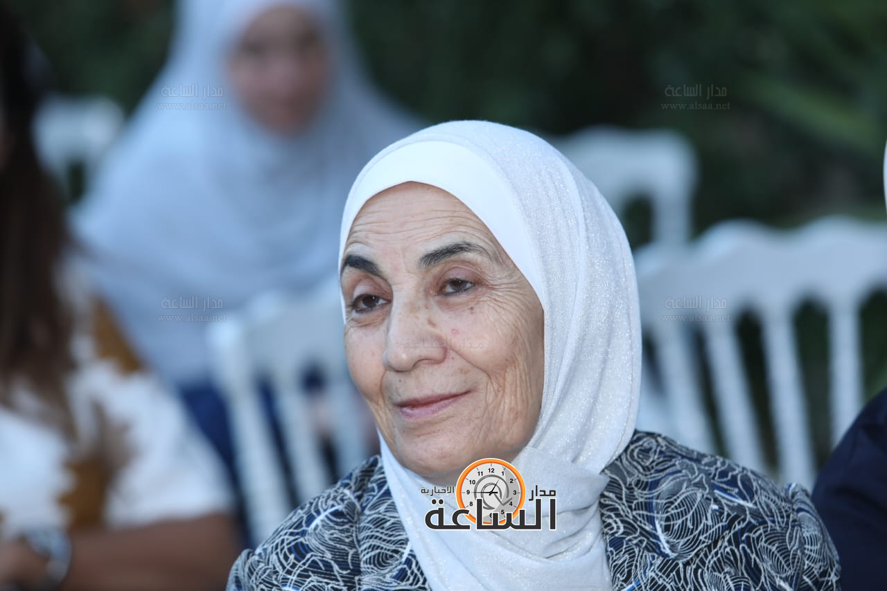 Madar Al-Saa Images 0.9975483765868622